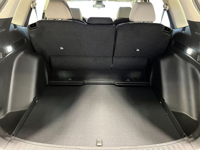 New 2026 Platinum White Pearl Honda LX image 22