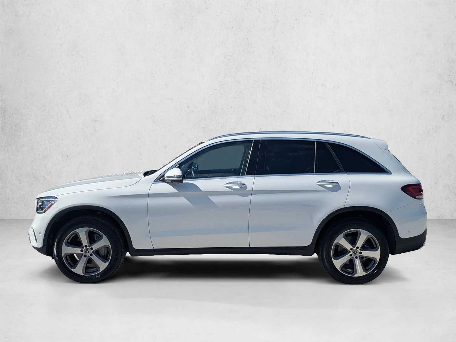 Used 2022 Polar White Mercedes-Benz GLC 300 image 9