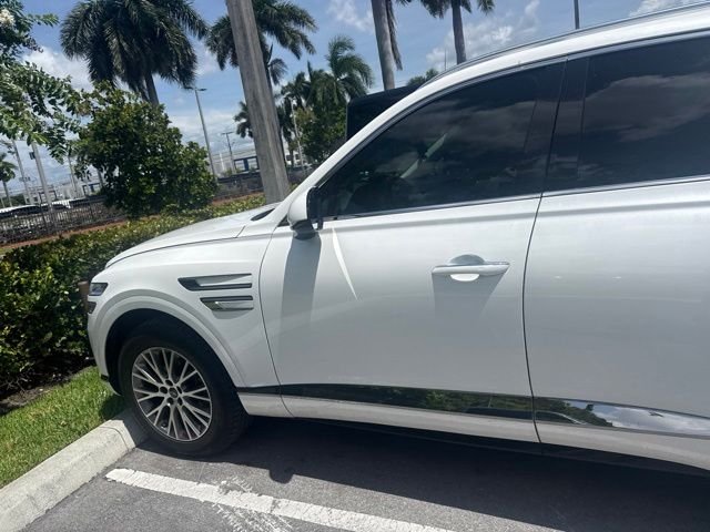 Used 2024 White Genesis 2.5T image 9