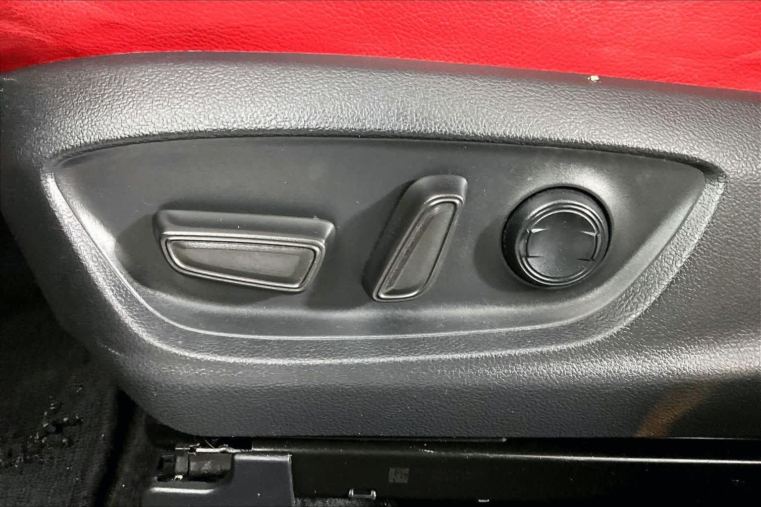Used 2022 Midnight Black Metallic Toyota XSE image 28