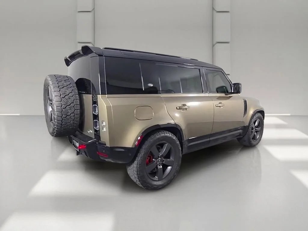 Used 2023 Gondwana Stone Metallic Land Rover X image 39