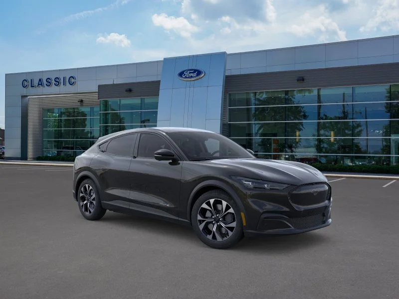 New 2026 Shadow Black Ford Select image 26