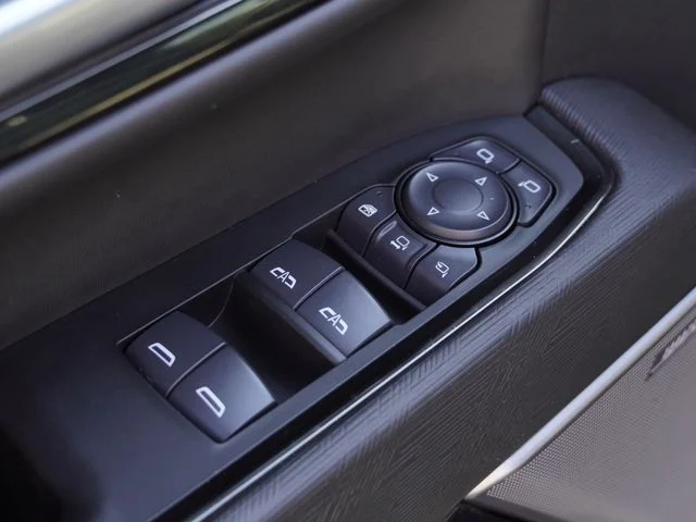 Used 2025 Gray GMC AT4X image 22
