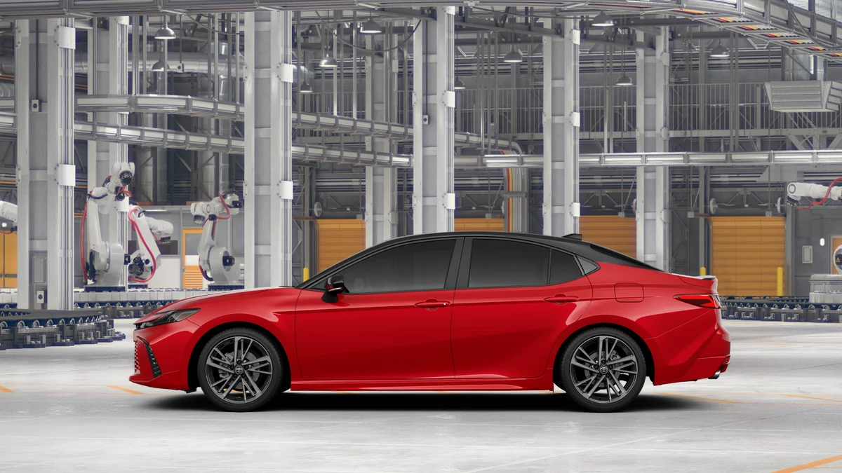New 2026 Supersonic Red with Midnight Black Metallic roof Toyota XSE image 4