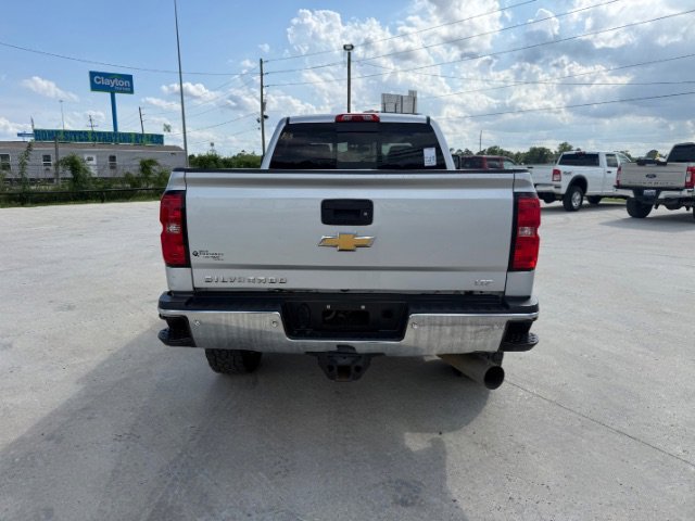 Used 2018 Silver Ice Metallic Chevrolet LTZ image 4