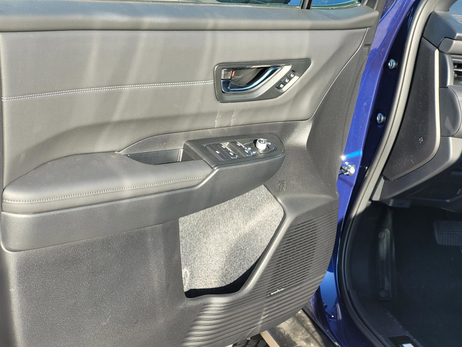 New 2026 SAPPHIRE BLUE PEARL Subaru Touring XT image 4