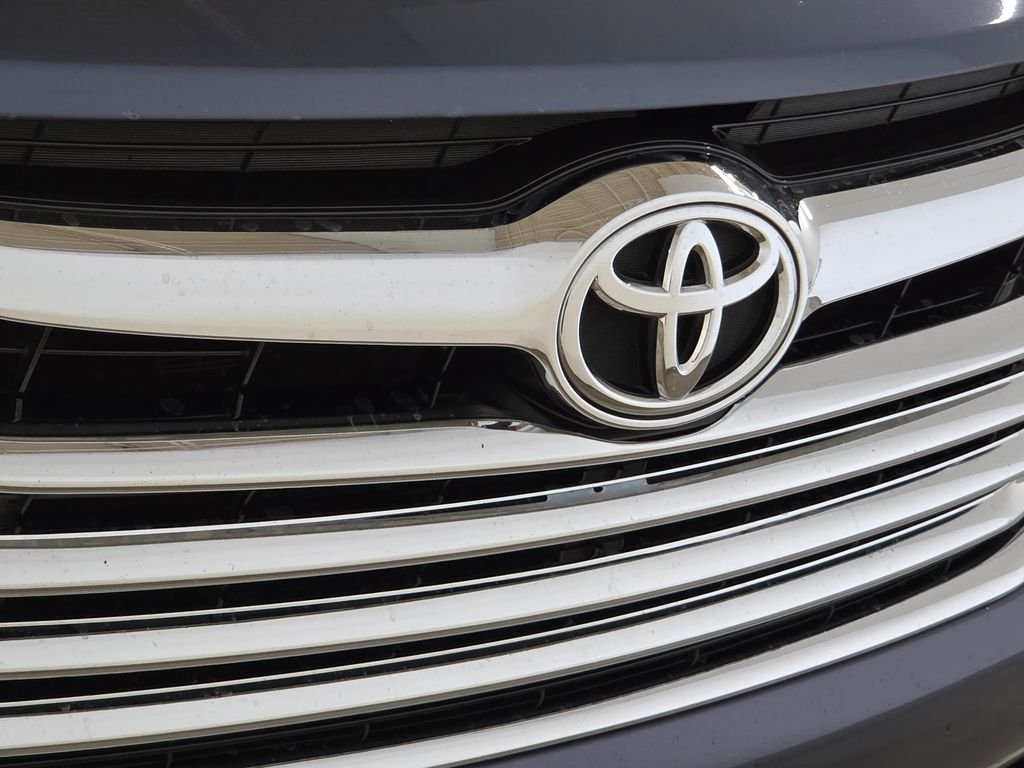 Used 2015 Blue Toyota Limited image 13
