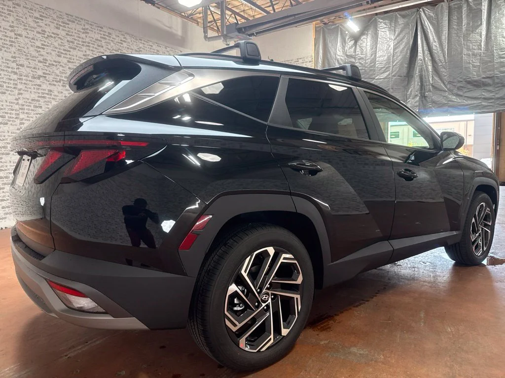 New 2026 Phantom Black Hyundai SEL Plus image 7