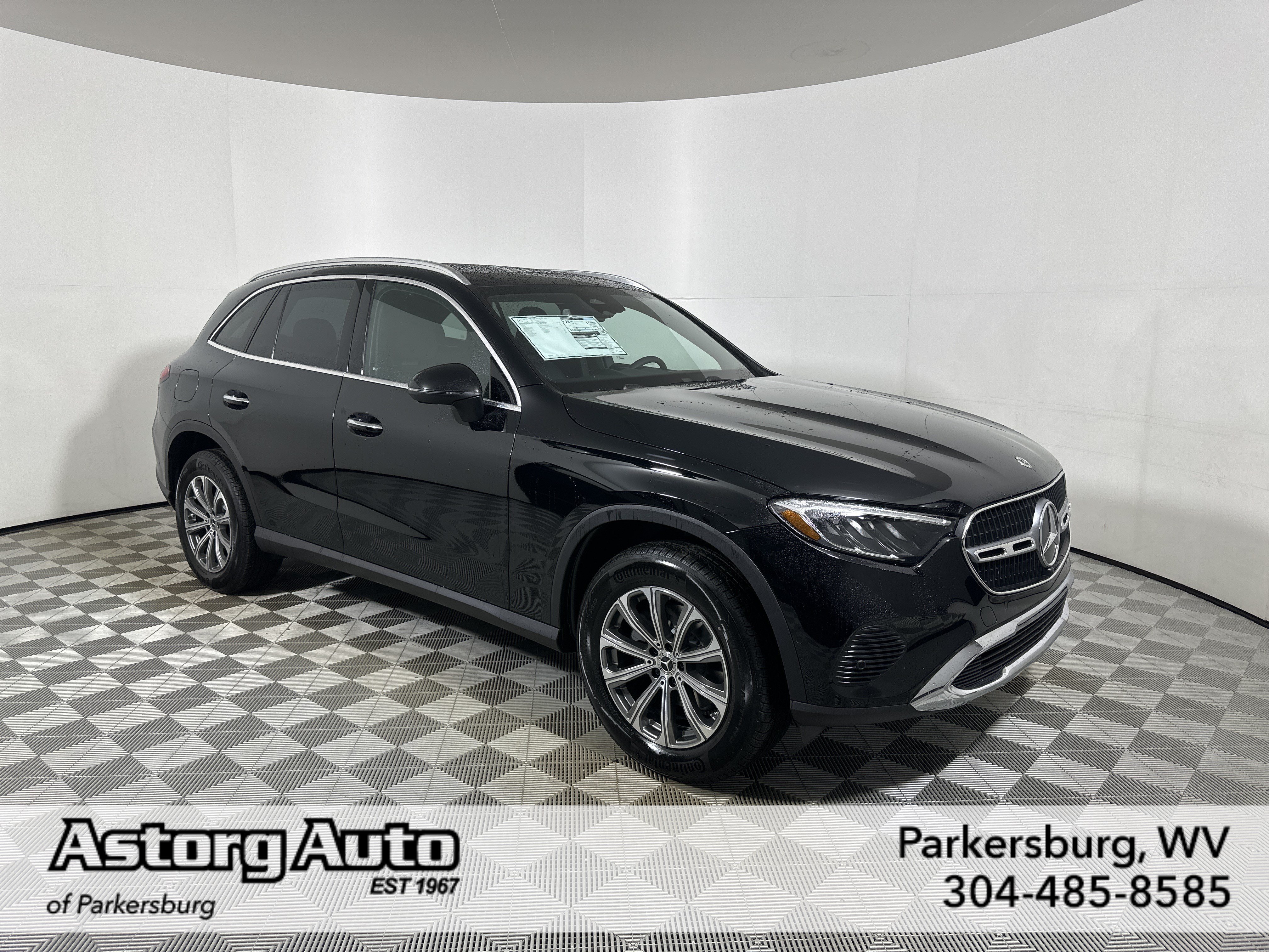 Certified Used 2026 Black Mercedes-Benz GLC 300 image 1