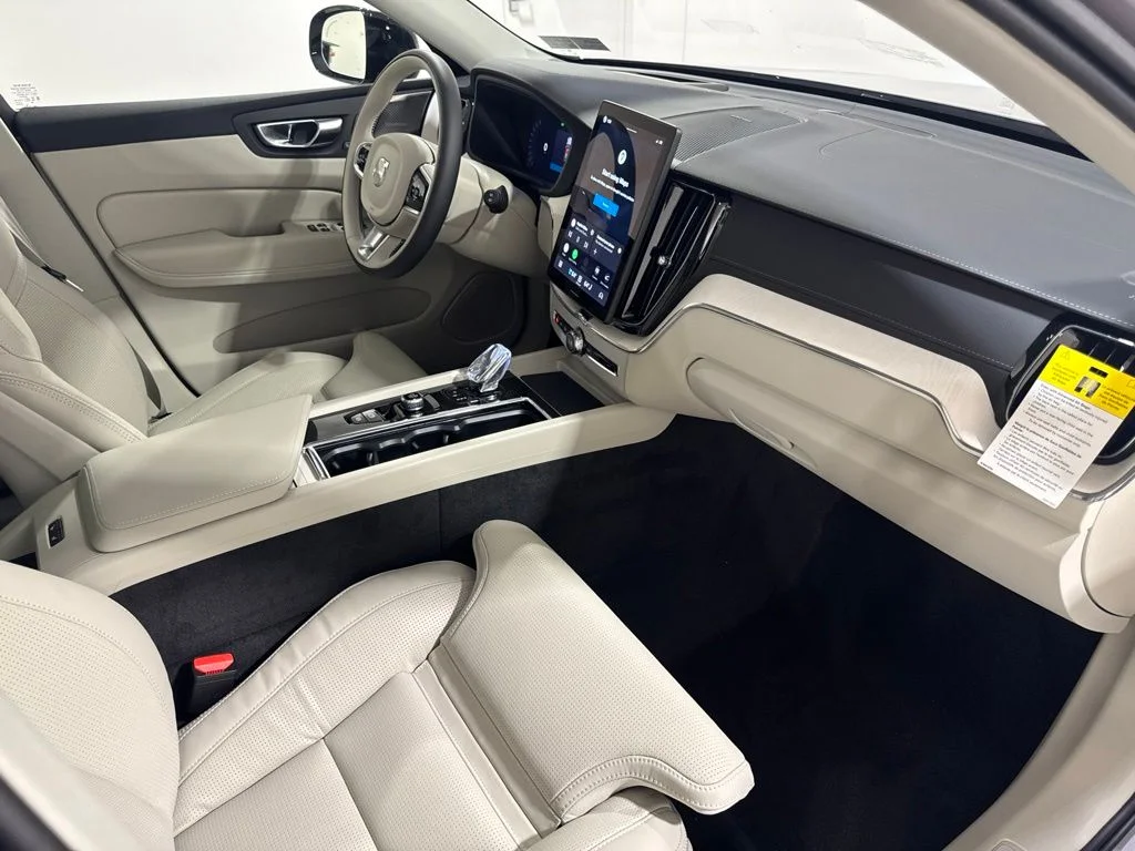 New 2026 Aurora Blue Volvo T8 Ultra image 27
