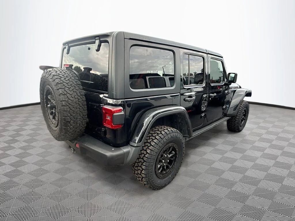 Used 2023 Black Jeep Rubicon 20th Anniversary Edition 4xe image 6