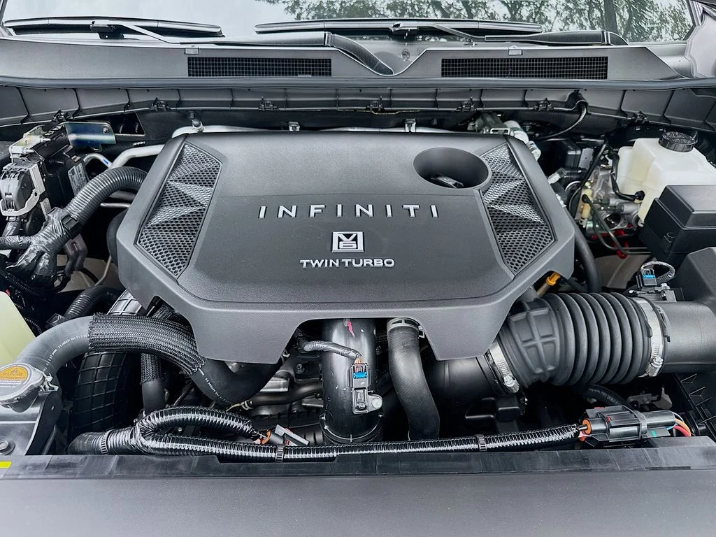 New 2026 BLACK OBSIDIAN INFINITI Luxe 2WD image 33