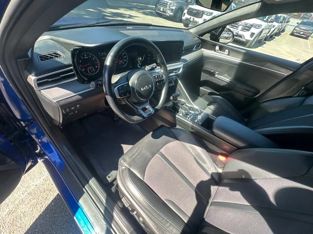 Used 2024 Blue Kia GT-Line image 8
