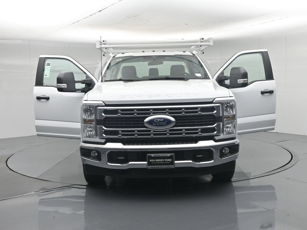 New 2026 Oxford White Ford XL image 35