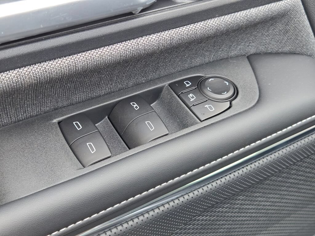 2026 GMC Sierra EV Elevation - Photo 31