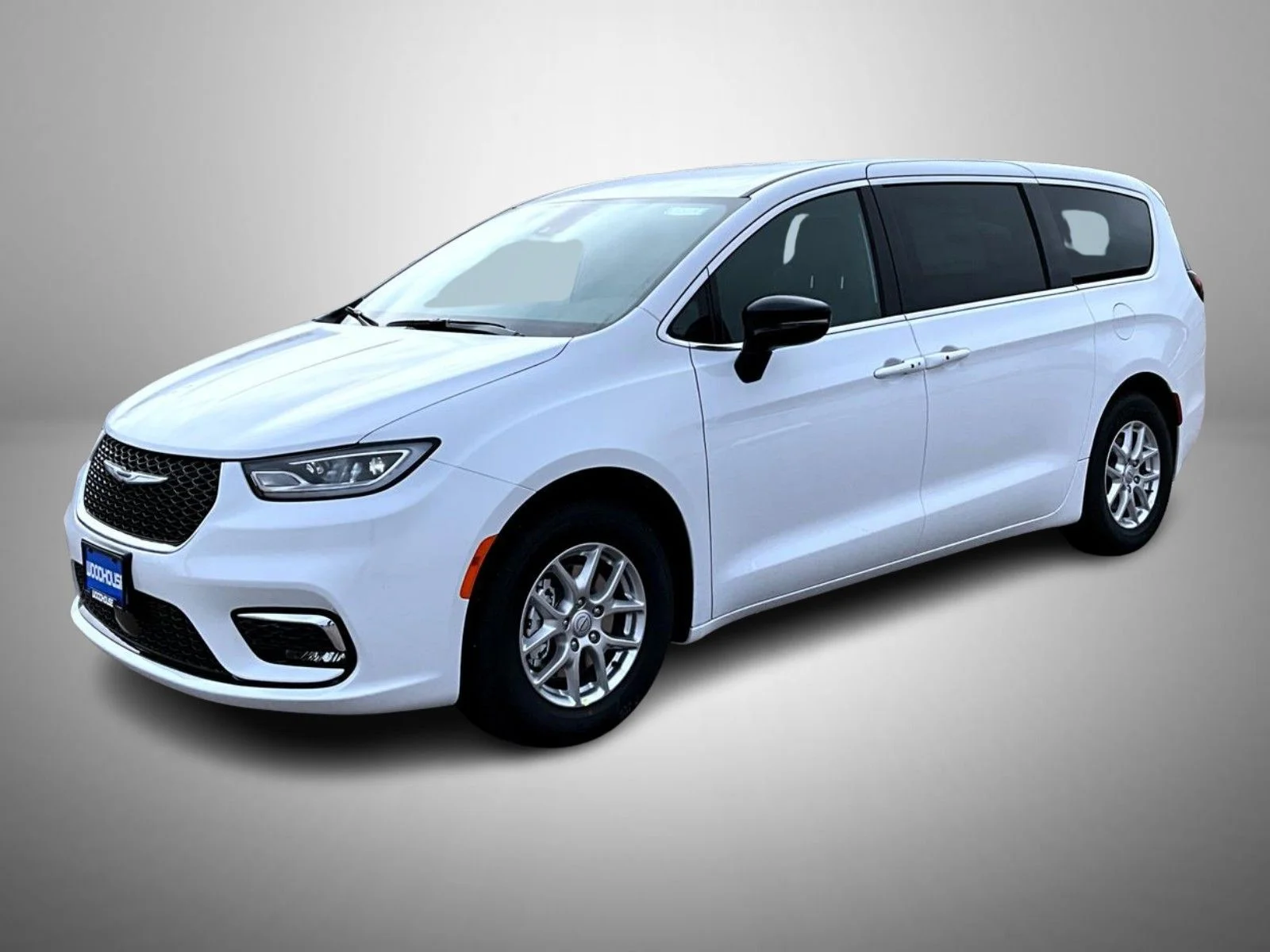 2026 Chrysler Pacifica Select's photo