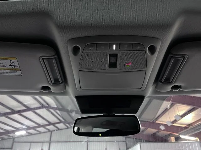 Used 2022 Gray Nissan SL image 31