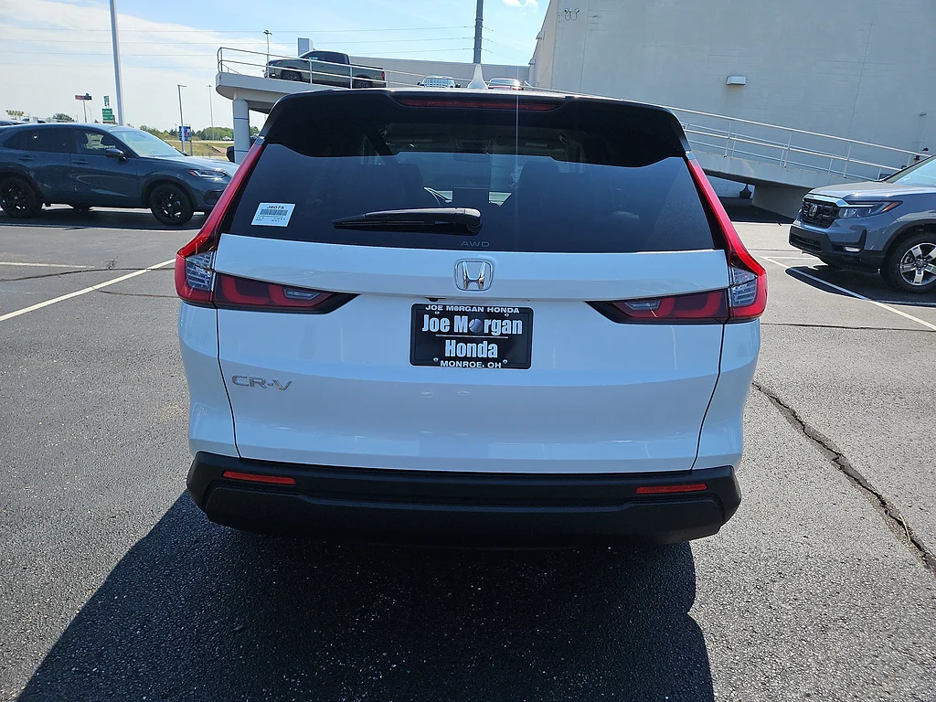 New 2027 Platinum White Pearl Honda LX image 8