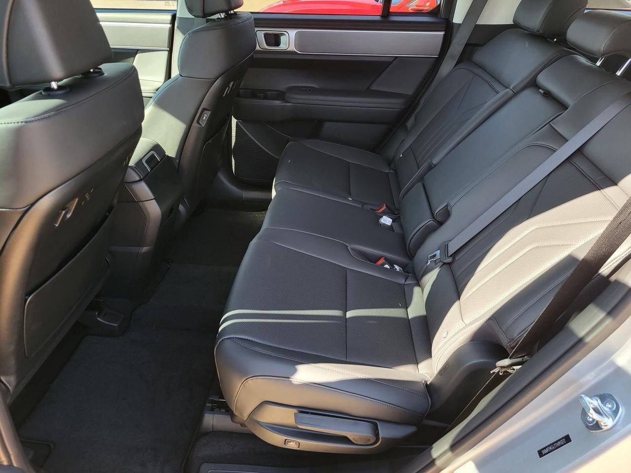 New 2026 Shimmering Silver Pearl Hyundai SEL FWD image 11