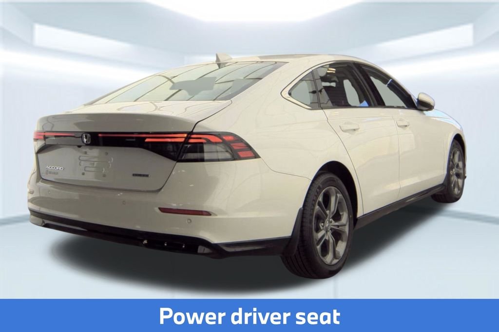 Used 2023 White Honda EX-L image 2