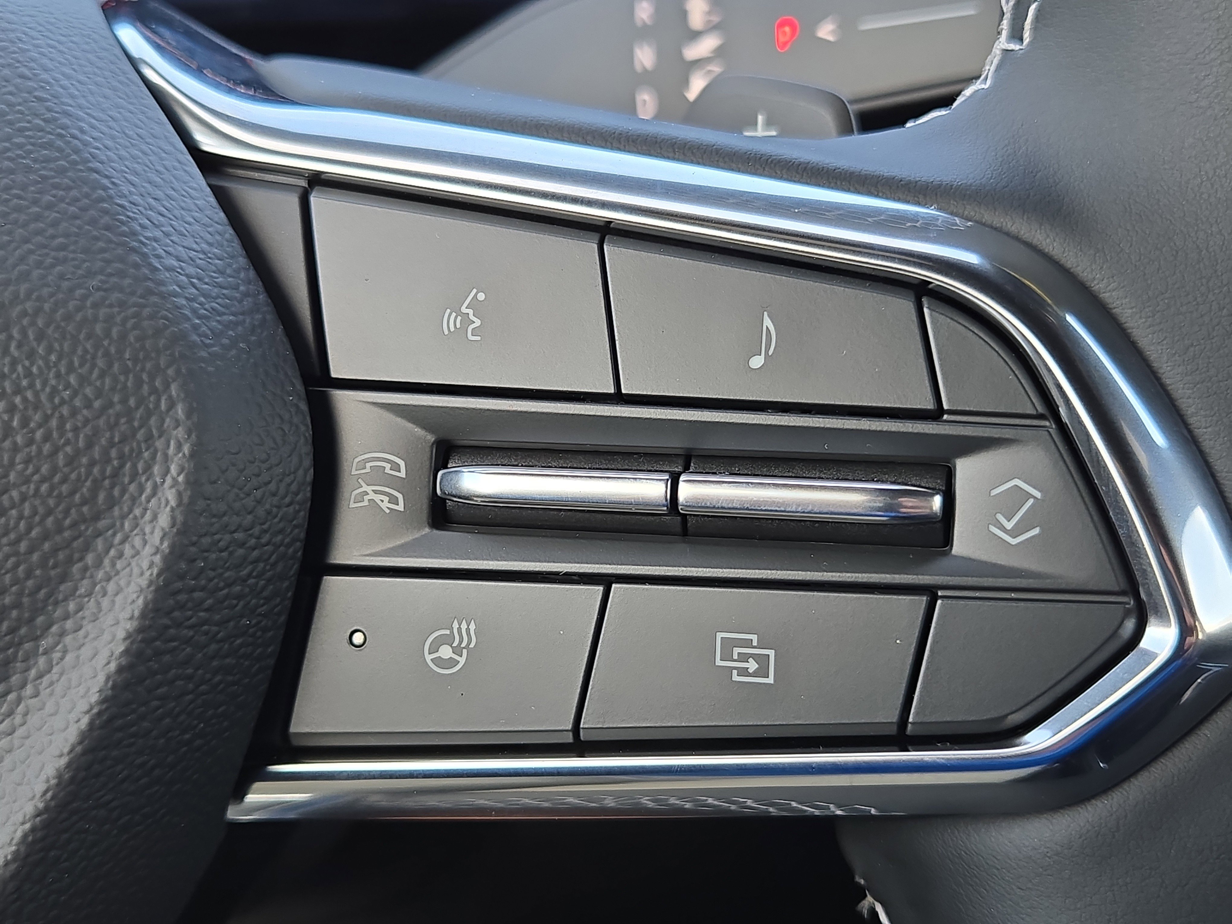 2026 Chevrolet Traverse LT - Photo 26