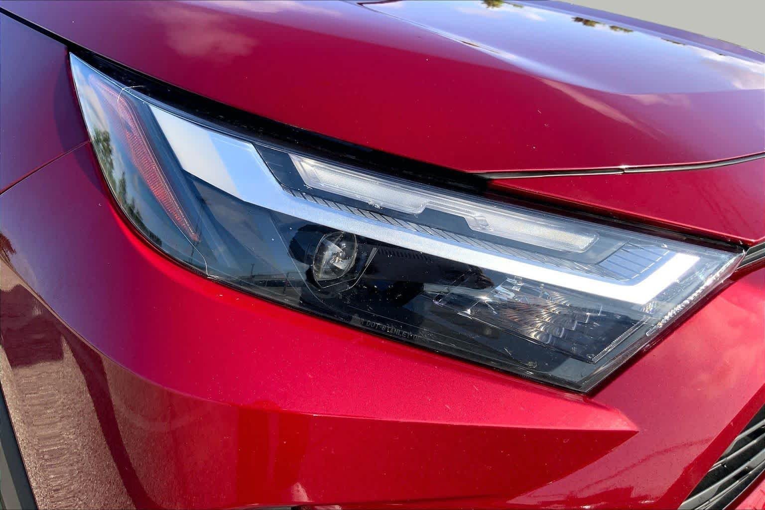 Used 2024 Ruby Flare Pearl Toyota XLE Premium image 27