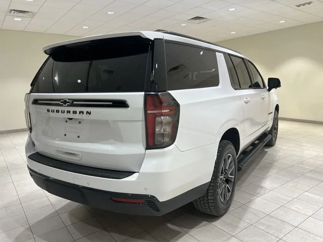 Used 2024 Summit White Chevrolet Z71 image 5