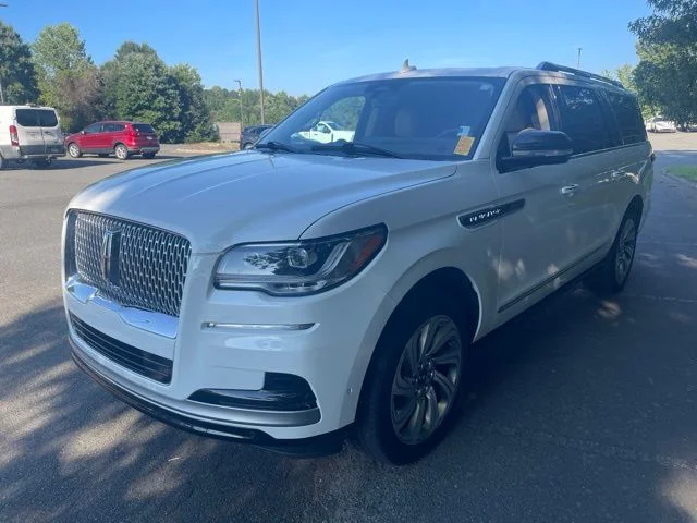 2024 Lincoln Navigator L