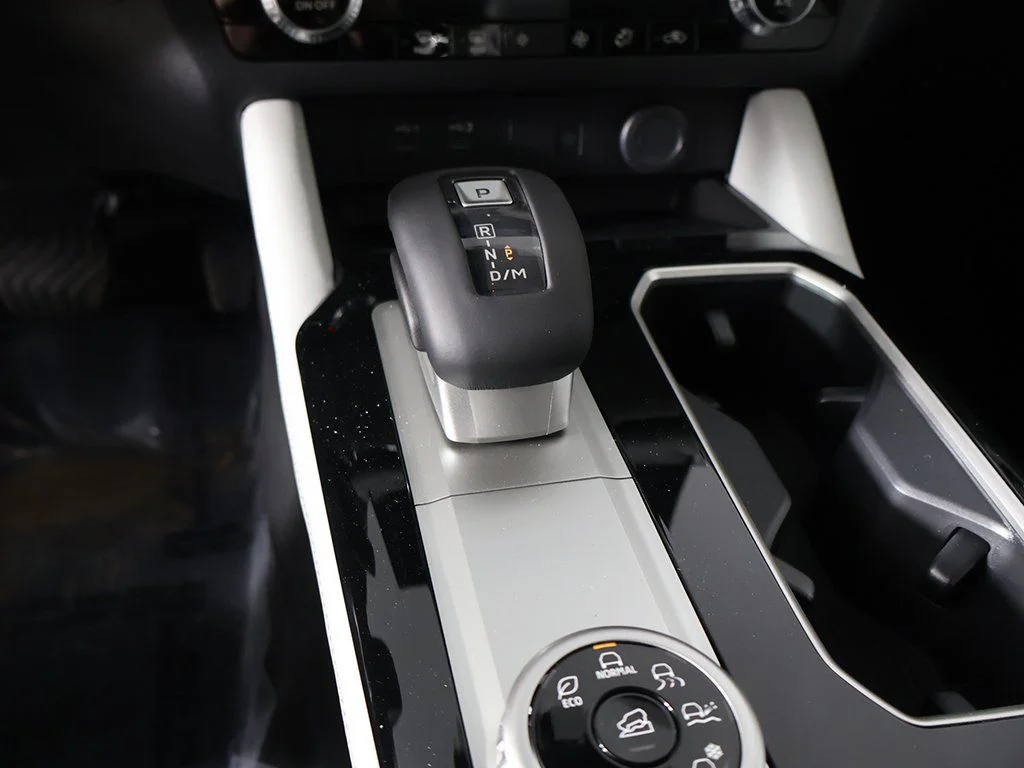 New 2026 Black Mitsubishi SE 1.5T S-AWC image 45