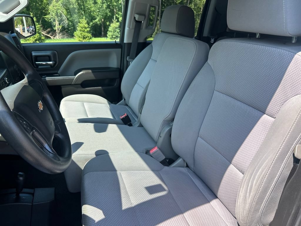 2018 Chevrolet Silverado 1500 Custom - Photo 30