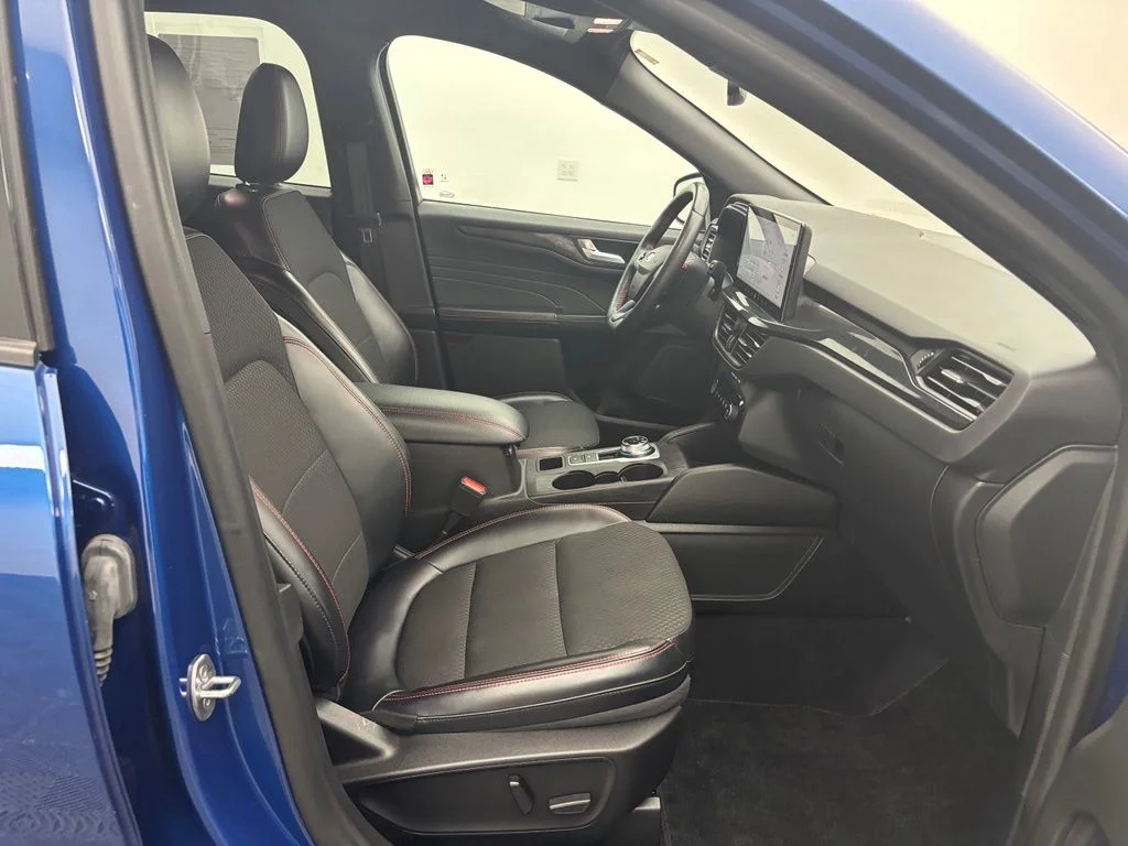 Used 2023 Blue Ford ST-Line Elite image 29