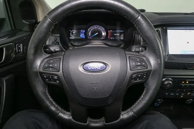 Used 2021 Green Ford Lariat image 27