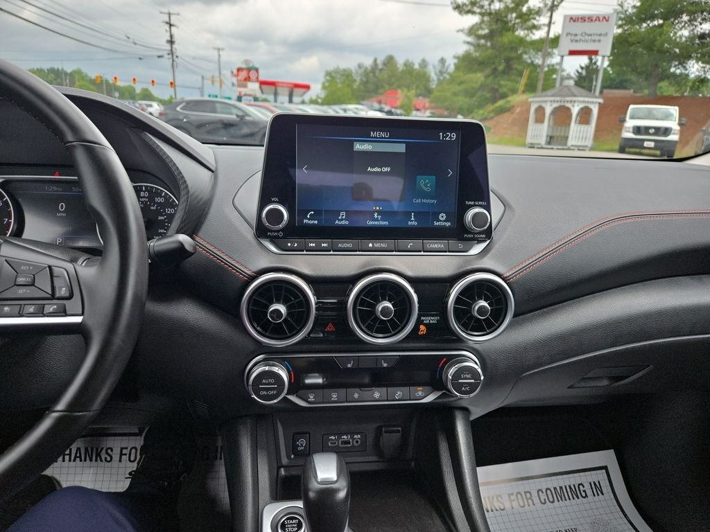 Used 2025 Electric Blue Metallic Nissan SR image 18