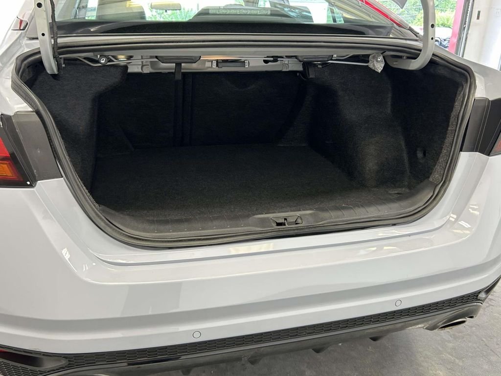 Used 2025 Gray Nissan 2.5 SR image 11