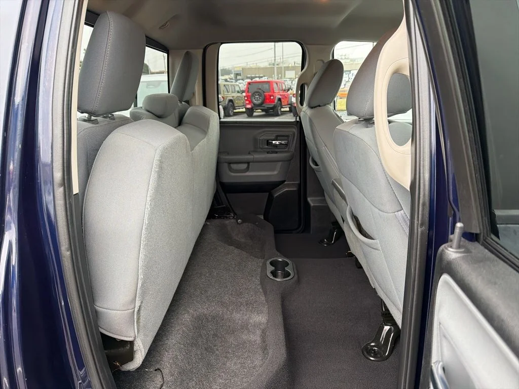 Used 2013 Blue Ram SLT image 17