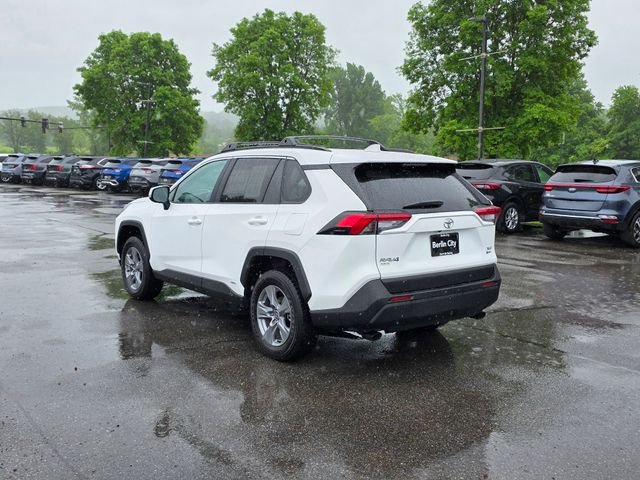Used 2025 White Toyota XLE image 6
