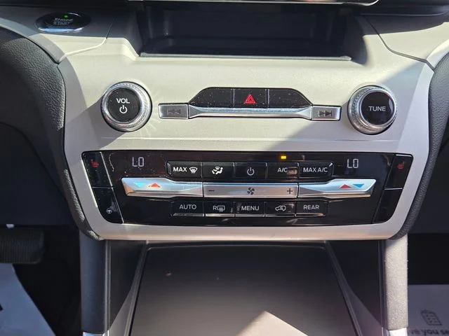 Used 2020 White Ford XLT image 20