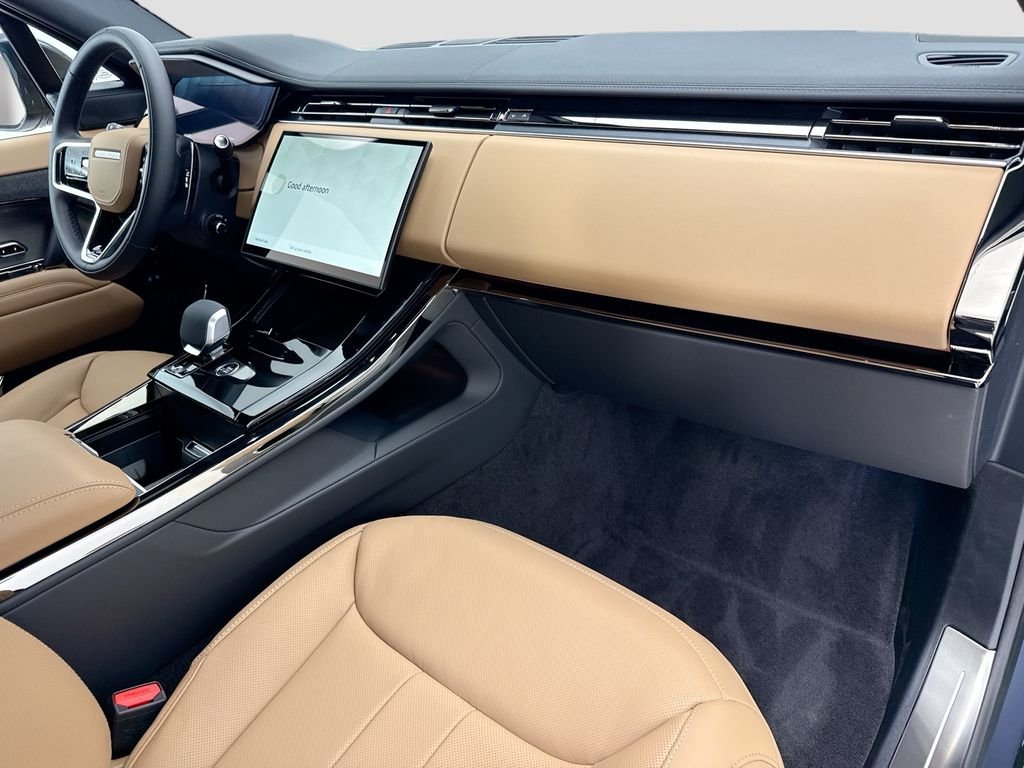 New 2026 Varesine Blue Land Rover SE image 16