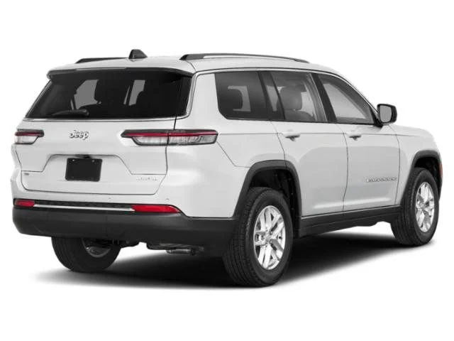 Used 2023 White Jeep Limited image 2
