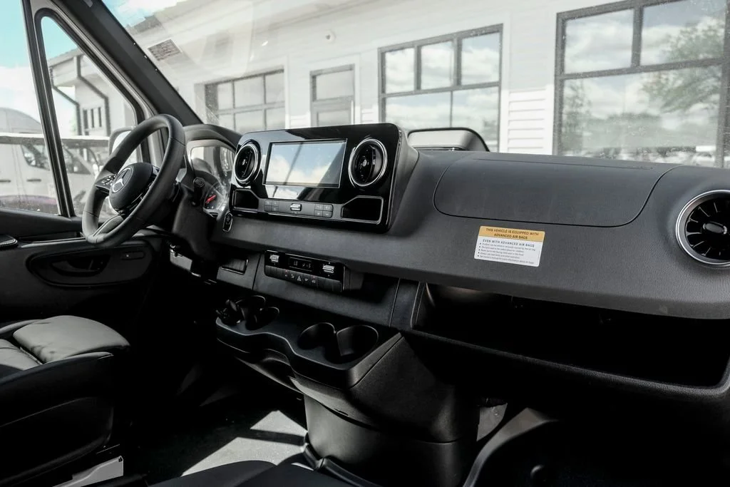 New 2026 Arctic White Mercedes-Benz Cargo 170 WB image 49