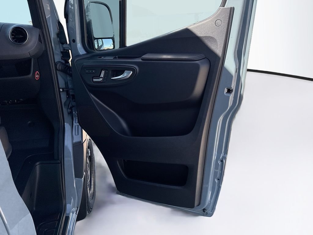 New 2026 Blue Gray Mercedes-Benz Cargo 170 WB image 23