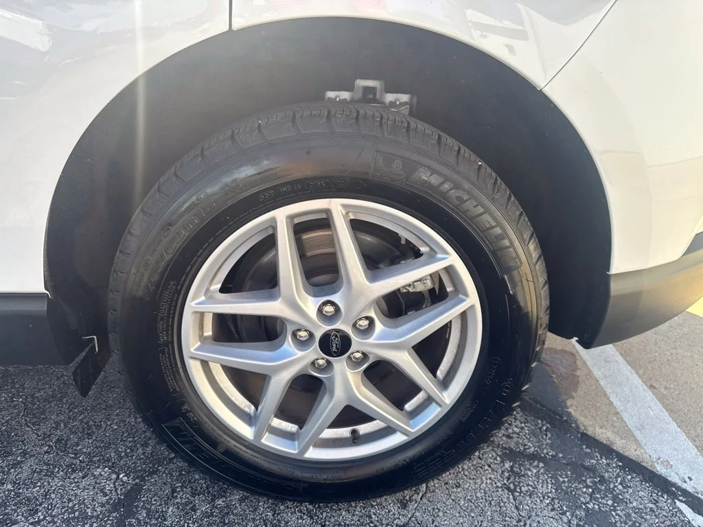 Certified Used 2024 Oxford White Ford SEL image 51