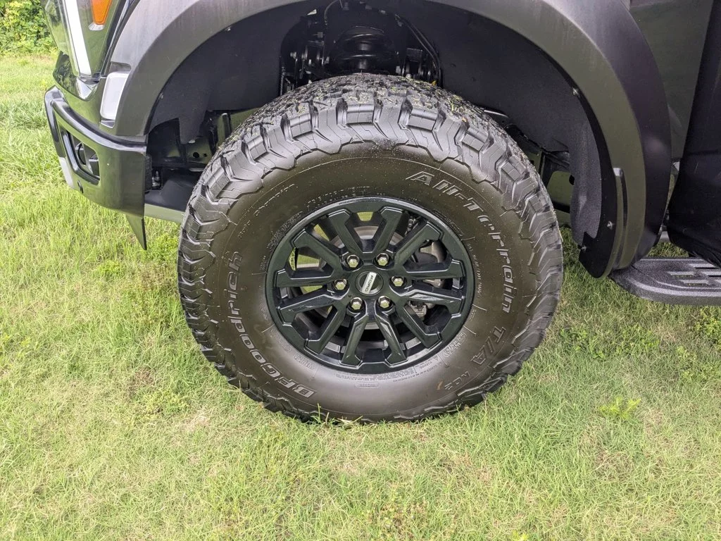Used 2026  Ford Raptor image 10