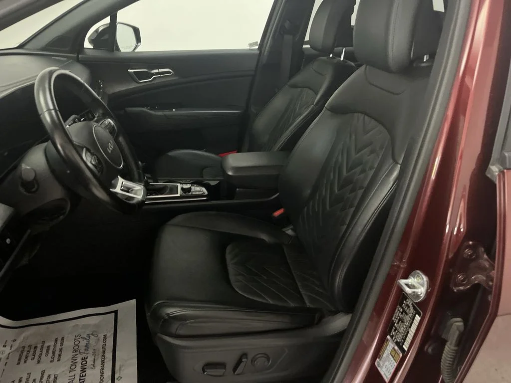 Used 2023 Red Kia X-Line image 15