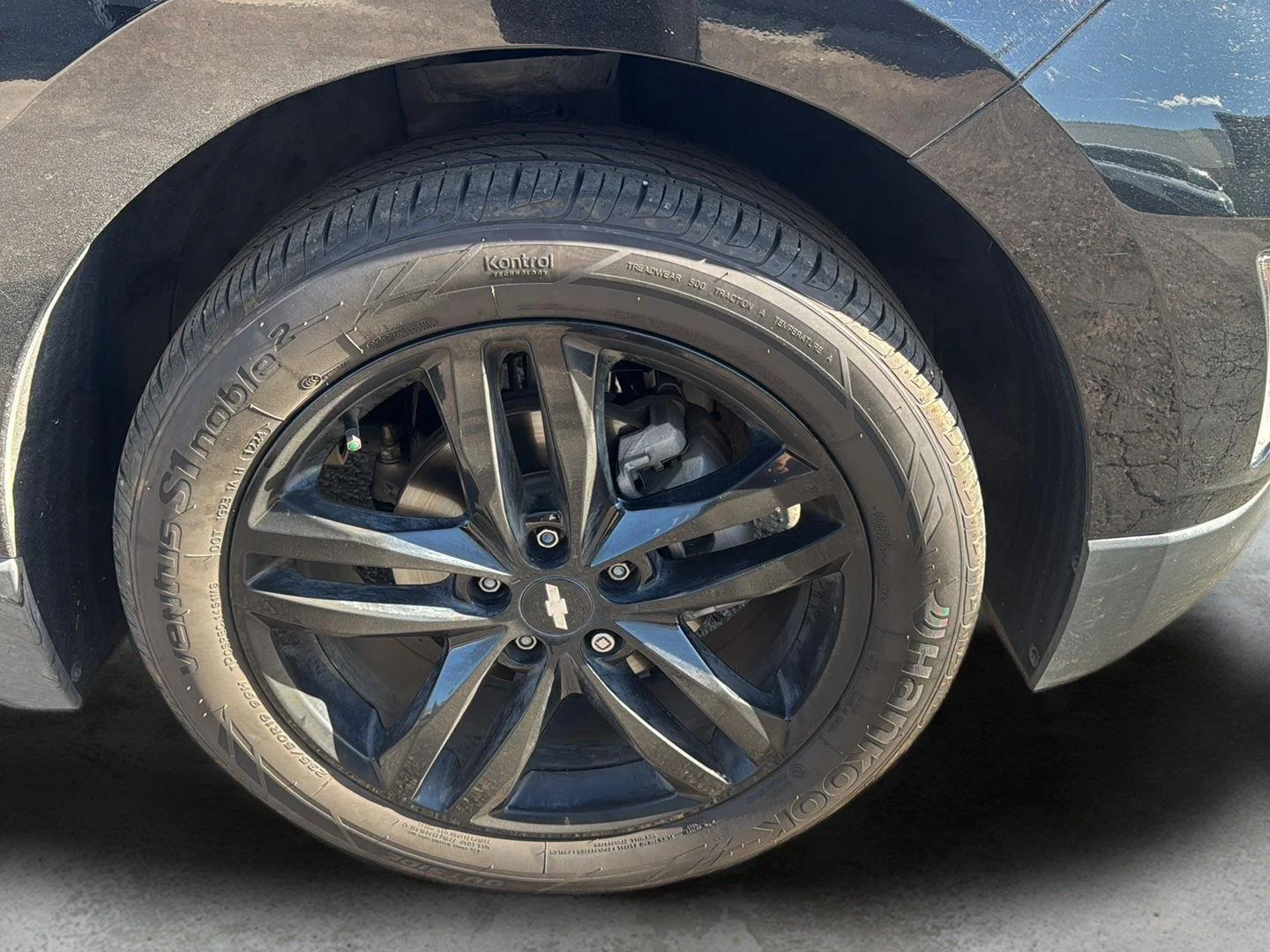 Used 2020 Mosaic Black Metallic Chevrolet LT image 5