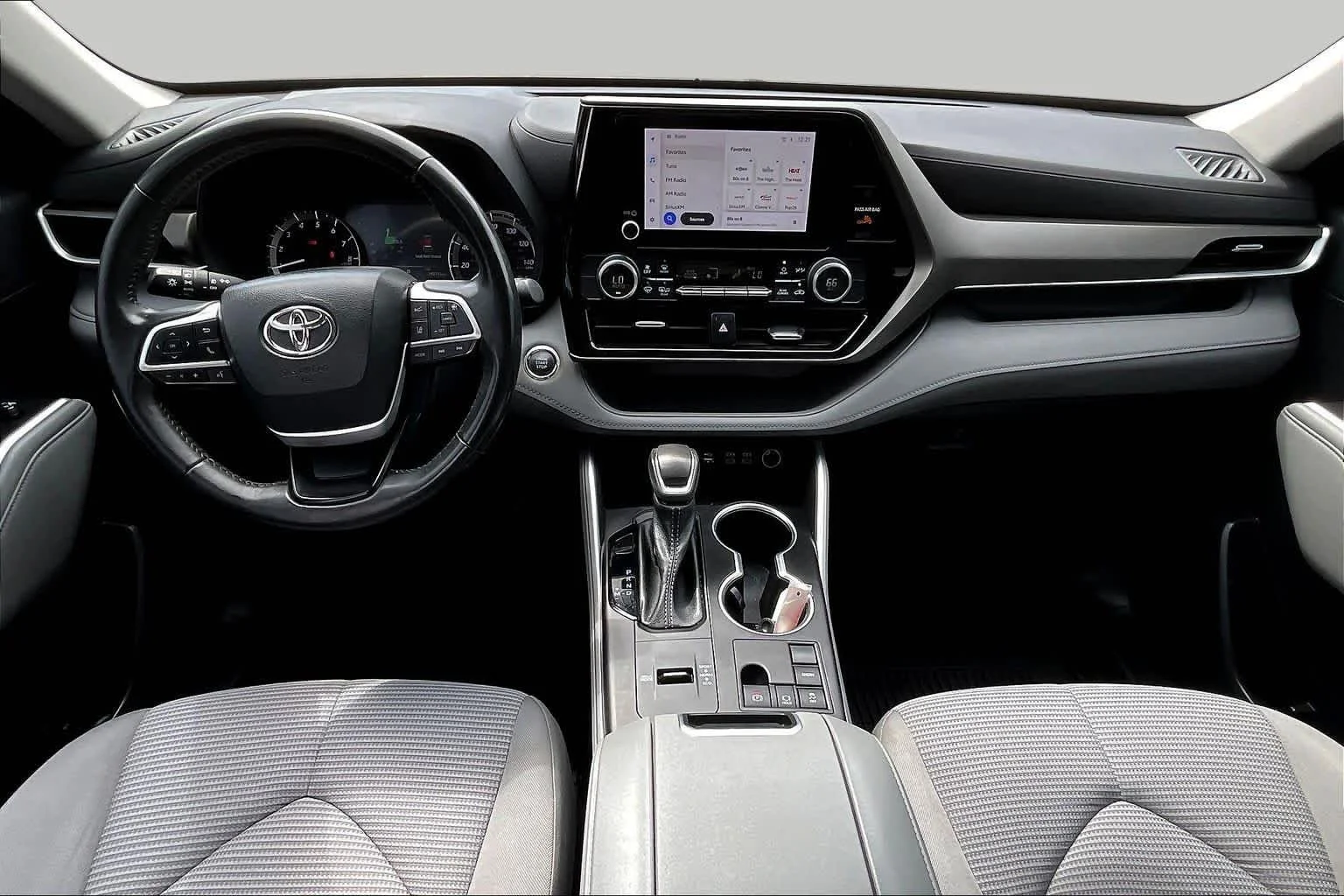 Used 2023 Midnight Black Metallic Toyota LE image 15
