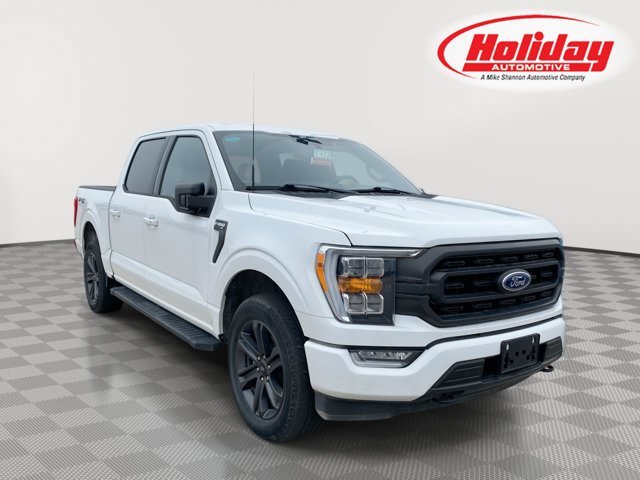 Used 2023 Oxford White Ford XLT image 1