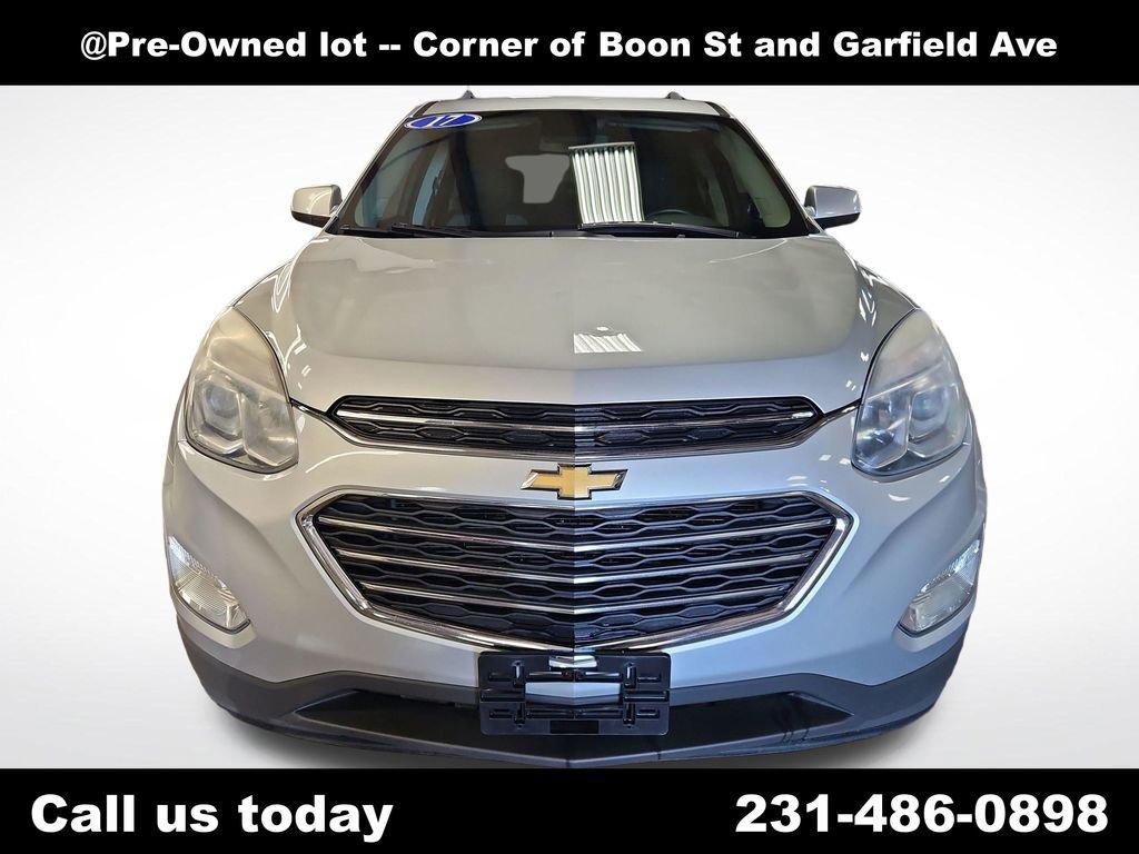 Used 2017 SILVER ICE METALLIC Chevrolet LT image 8