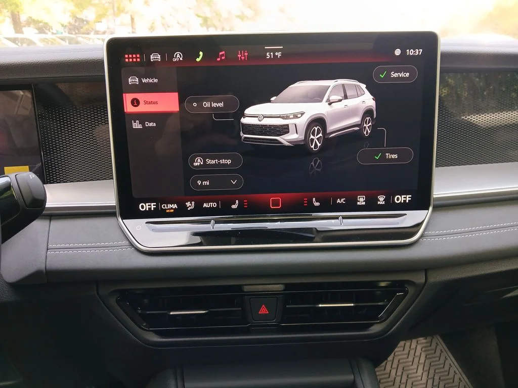 New 2026 Silver Volkswagen 2.0T SE image 18
