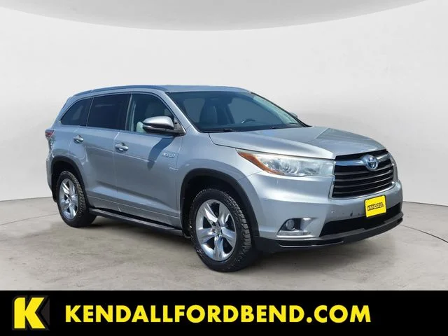 Used 2014 Silver Toyota Limited image 7